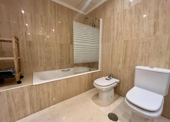 Santa Maria Village, Elviria, * Marbella