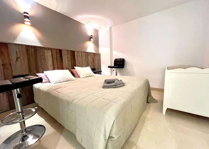 Santa Maria Village, Elviria, Marbella