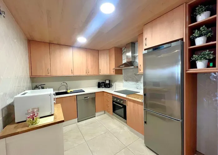 Santa Maria Village, Elviria, Apartment *