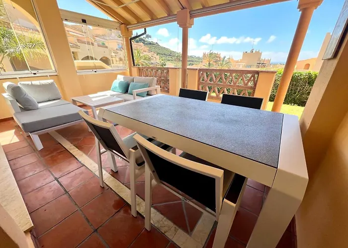 Апартаменты Santa Maria Village, Elviria, Марбелья